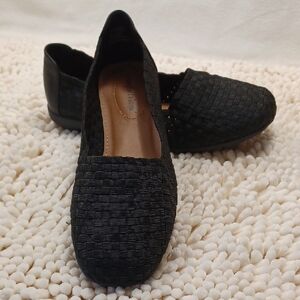 Comfortview "Bethany" Black Woven Shoes -- Size 8WW. NWOT